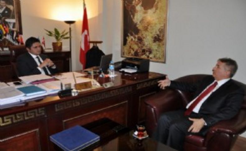 Egeli turizmcilerden Aliağa girişimi